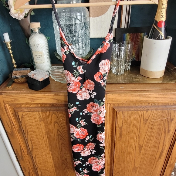 Floral dress - Picture 1 of 2
